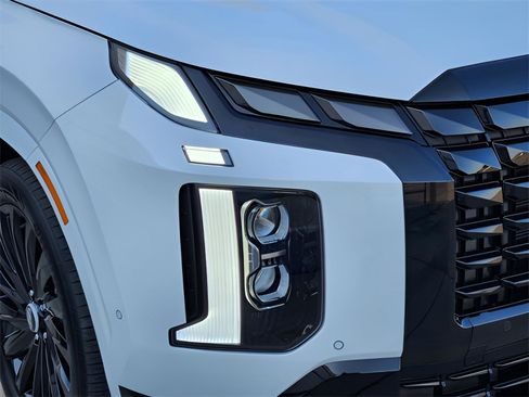 Used 2025 Hyundai Palisade Calligraphy image 7