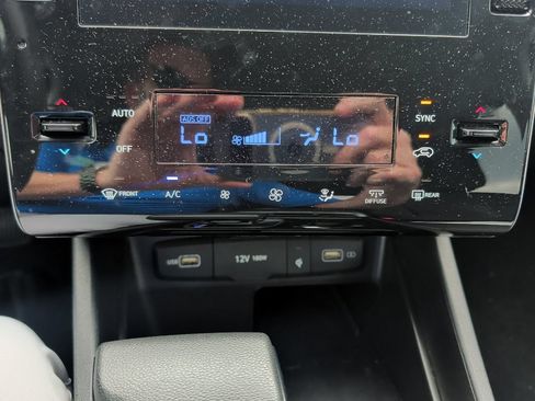 Used 2024 Hyundai Tucson SEL FWD image 17