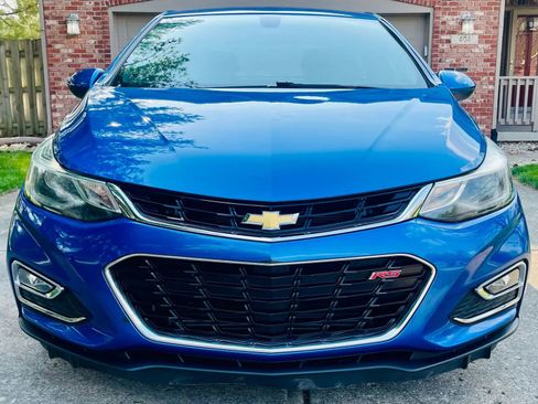 Used 2017 Chevrolet Cruze LT w/ Convenience Package image 12