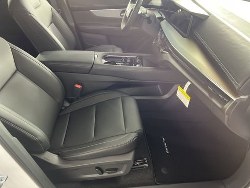 New 2025 Nissan Murano SL image 14