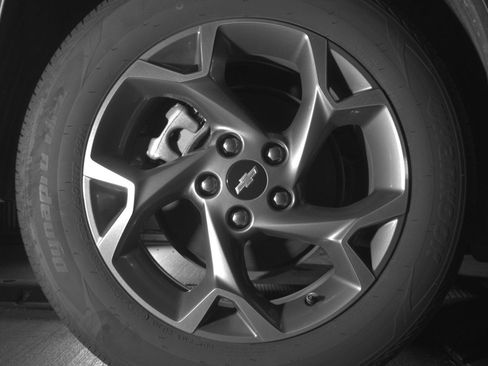 Used 2025 Chevrolet Trax LT FWD image 15