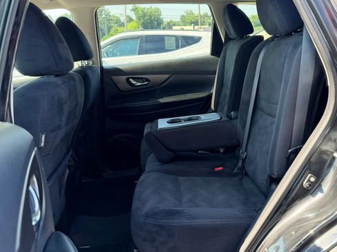 Used 2014 Nissan Rogue SV FWD image 10