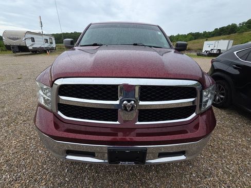Used 2019 RAM 1500 Classic SLT AWD/4WD image 2
