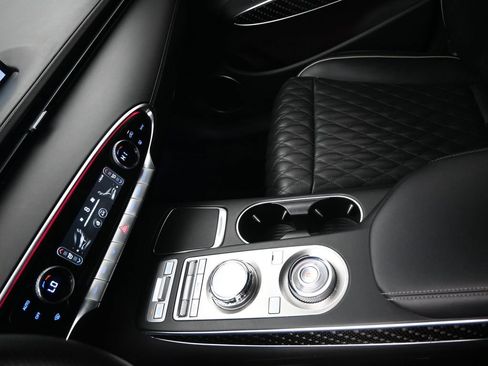 Used 2023 Genesis GV70 3.5T Sport w/ Sport Prestige Package image 19