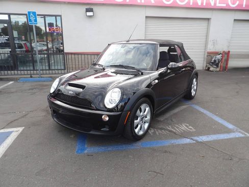 Used 2005 MINI Cooper S FWD image 12