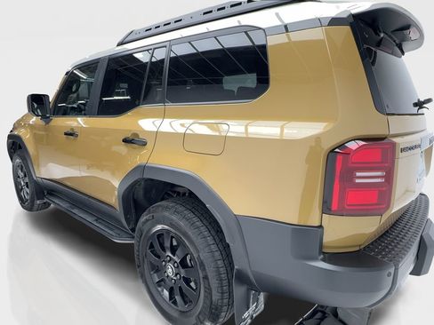 Used 2024 Toyota Land Cruiser image 10