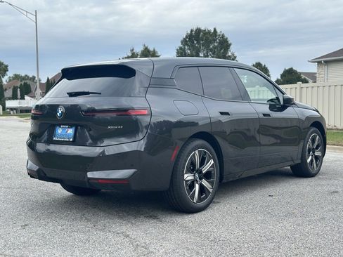 New 2026 BMW iX xDrive45 image 7
