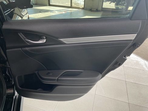 Used 2017 Honda Civic Touring image 23