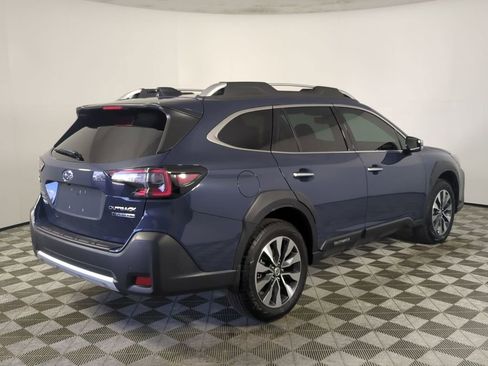 Used 2023 Subaru Outback Touring XT image 5