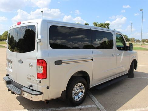 Used 2014 Nissan NV 3500 SL w/ Technology Package RWD image 6