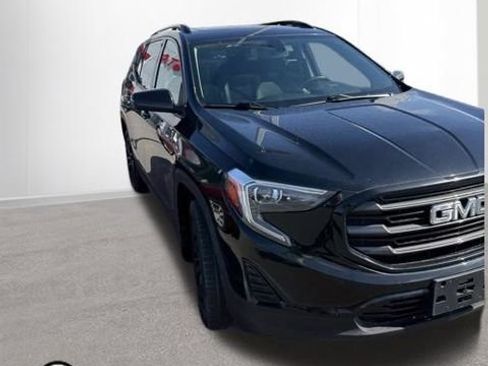 Used 2019 GMC Terrain SLE w/ GMC Pro Grade Package AWD/4WD image 3