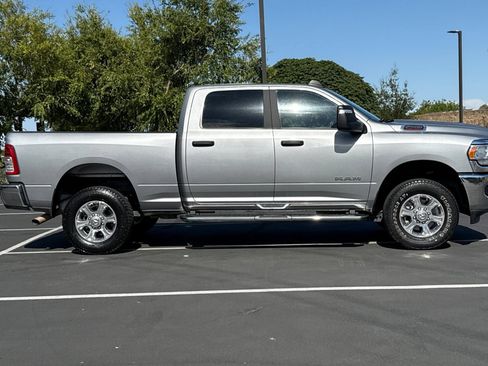 Used 2024 RAM 2500 Big Horn AWD/4WD image 10