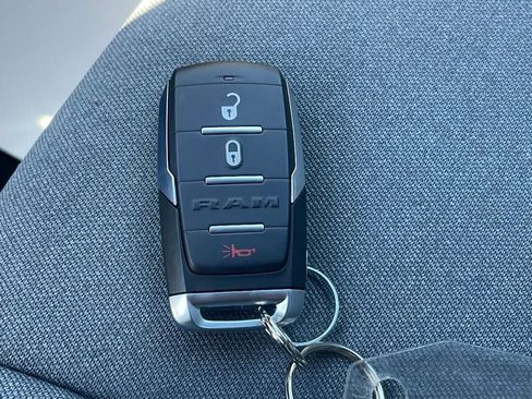 Used 2022 RAM 1500 Big Horn image 30