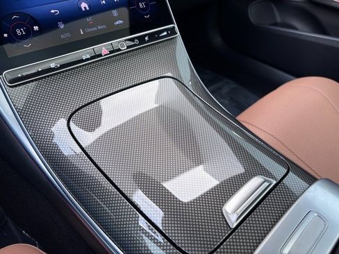 Used 2024 Mercedes-Benz CLE 300 4MATIC Coupe image 21