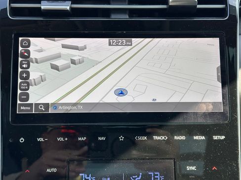 Used 2023 Hyundai Tucson Limited image 31