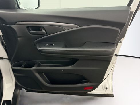 Used 2024 Honda Passport EX-L image 34
