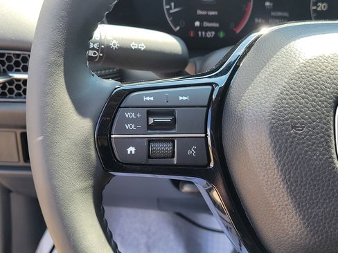 Certified 2024 Honda HR-V EX-L image 22