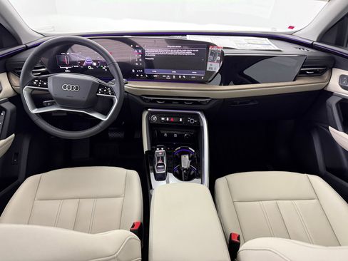 New 2025 Audi Q5 Premium image 18