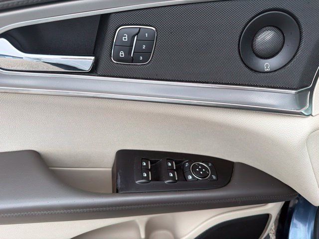 Used 2018 Lincoln MKX Select w/ Select Plus Package FWD image 12