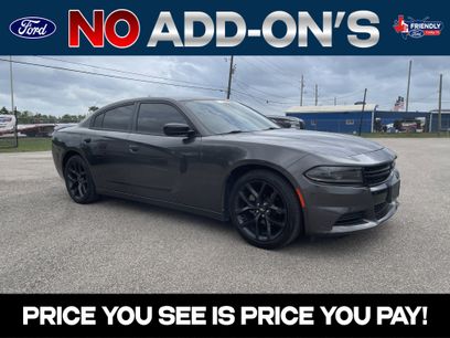 Used 2023 Dodge Charger SXT w/ Blacktop Package
