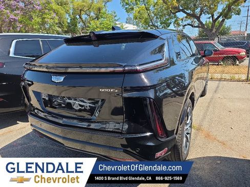 Used 2024 Cadillac Lyriq Sport AWD/4WD image 7
