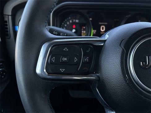 Used 2024 Jeep Wrangler High Altitude image 15