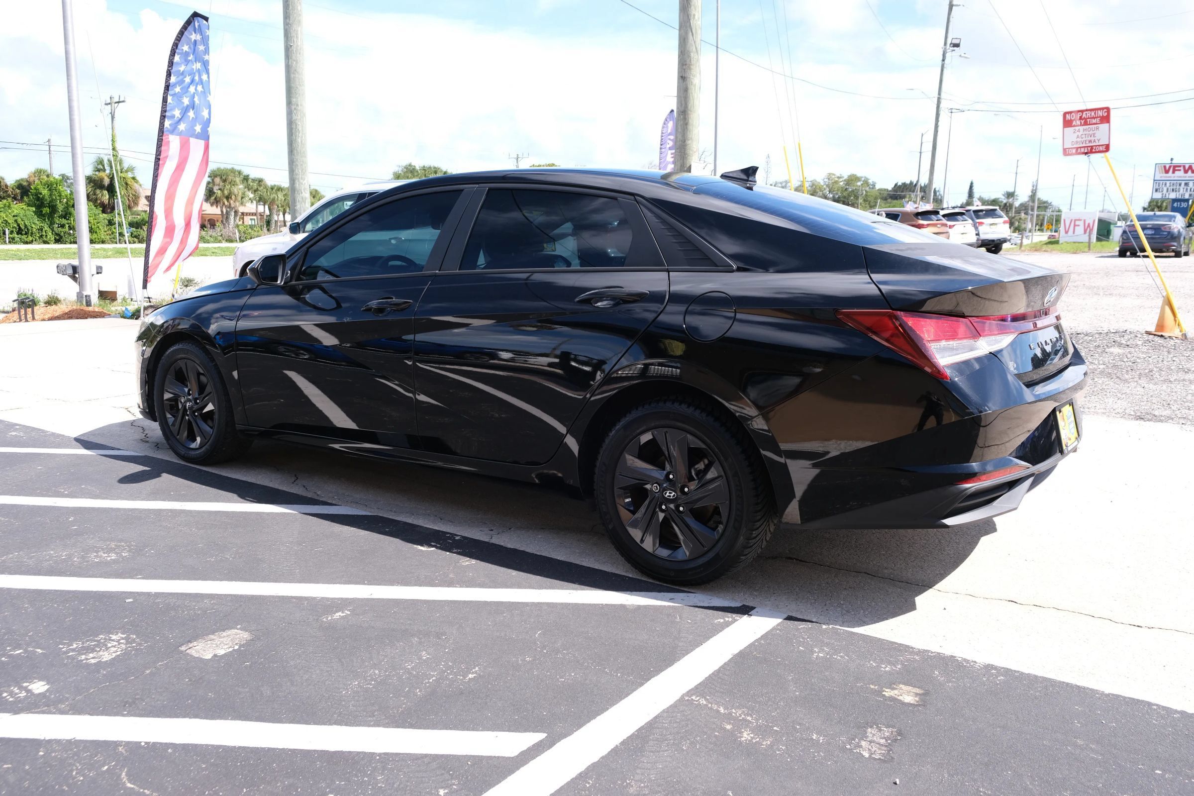 Used 2021 Hyundai Elantra SEL w/ Convenience Package FWD image 7