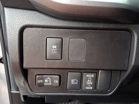 Used 2023 Toyota Tacoma TRD Off-Road AWD/4WD image 28