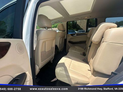 Used 2018 Mercedes-Benz GLS 450 4MATIC w/ Premium Package image 19