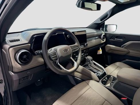 New 2025 Chevrolet Colorado ZR2 w/ Midnight Edition image 8