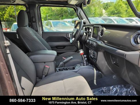 Used 2019 Jeep Wrangler Unlimited Sahara w/ Dual Top Group image 12