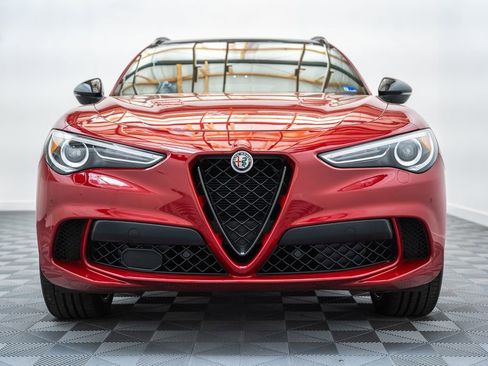 Used 2023 Alfa Romeo Stelvio Quadrifoglio w/ Active Assist Plus Package AWD/4WD image 2
