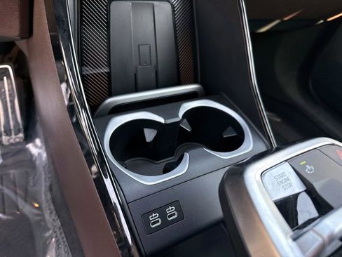 Used 2025 BMW X1 M35i w/ Shadowloine Package image 30