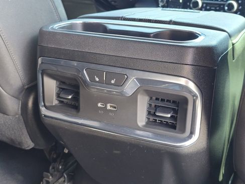 Used 2024 Chevrolet Silverado 3500 High Country image 28