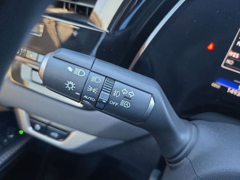 Used 2024 Lexus RX 350 Premium image 27