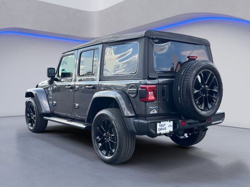 Used 2021 Jeep Wrangler Unlimited Sahara w/ Cold Weather Group image 10