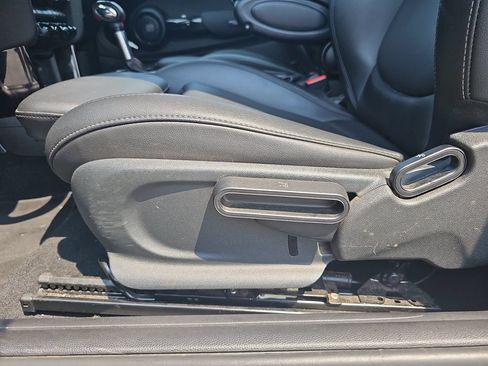 Used 2019 MINI Cooper S FWD image 26