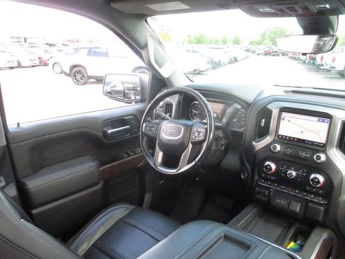 Used 2020 GMC Sierra 1500 Denali w/ Denali Ultimate Package AWD/4WD image 31