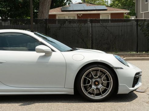 Used 2024 Porsche 911 GT3 RS AWD/4WD image 39
