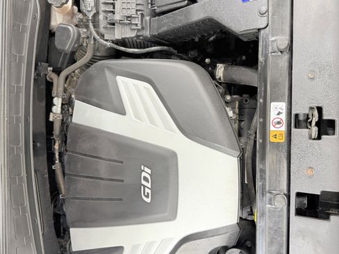 Used 2017 Hyundai Santa Fe SE w/ SE Ultimate Tech Package 03 image 32