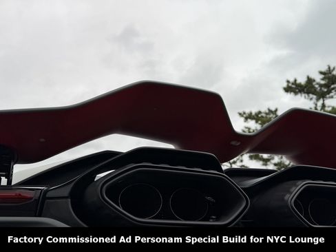 Used 2024 Lamborghini Revuelto image 6