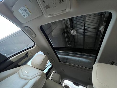 Certified 2023 Cadillac XT6 Premium Luxury image 22