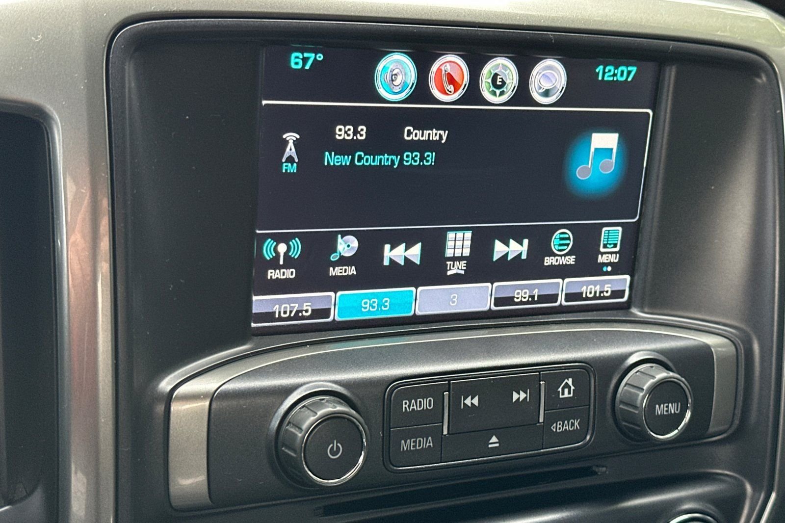 Used 2018 Chevrolet Silverado 1500 LT w/ All Star Edition AWD/4WD image 19