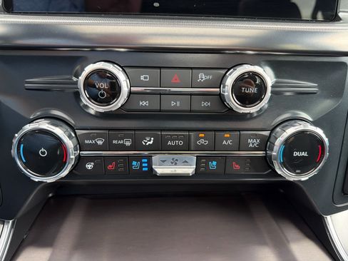 Used 2025 Ford F150 Platinum w/ Equipment Group 702A High AWD/4WD image 25