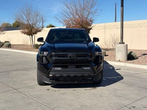 Used 2024 Toyota Tacoma SR5 image 5