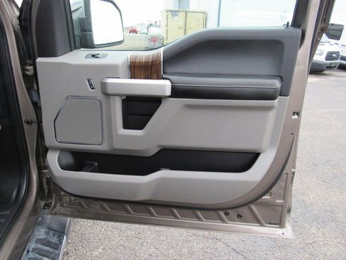 Used 2018 Ford F150 Lariat w/ Equipment Group 502A Luxury image 12