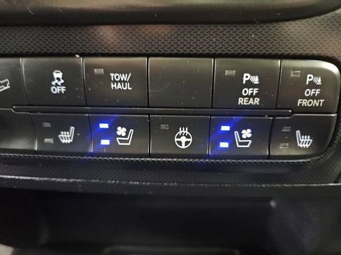 Used 2017 RAM 2500 Power Wagon w/ Leather & Luxury Group image 83