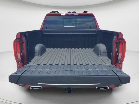 Used 2023 GMC Sierra 1500 AT4 w/ AT4 Premium Package AWD/4WD image 9