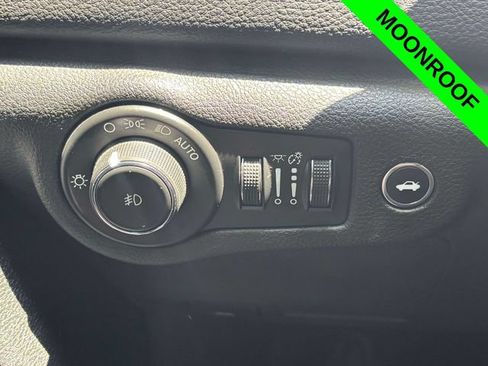 Used 2015 Chrysler 200 S w/ Navigation & Sound Group I FWD image 14