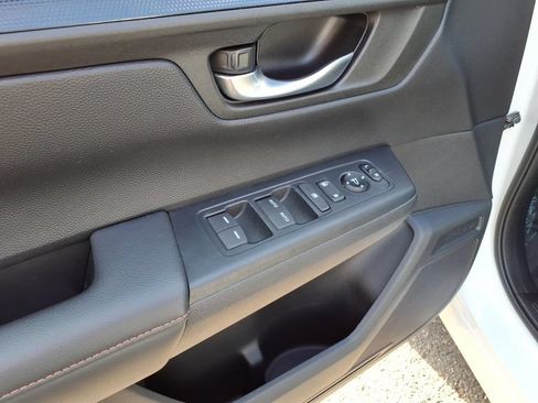 Used 2024 Honda CR-V Sport image 18
